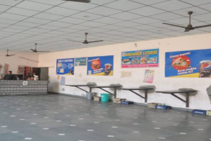 cafeteria